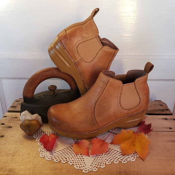 Neutral Dansko Pro Clogs Booties boho cottage chore minimalist coastal comfort - Picture 2 of 16